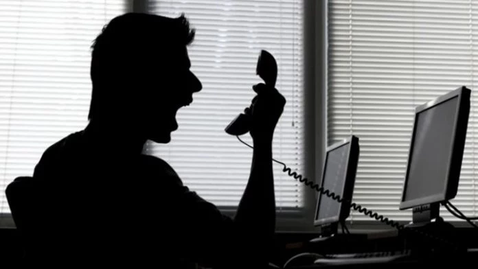 Κέρδισε αποζημίωση 7.500 ευρώ για ψυχική αναστάτωση από οχλήσεις εισπρακτικής